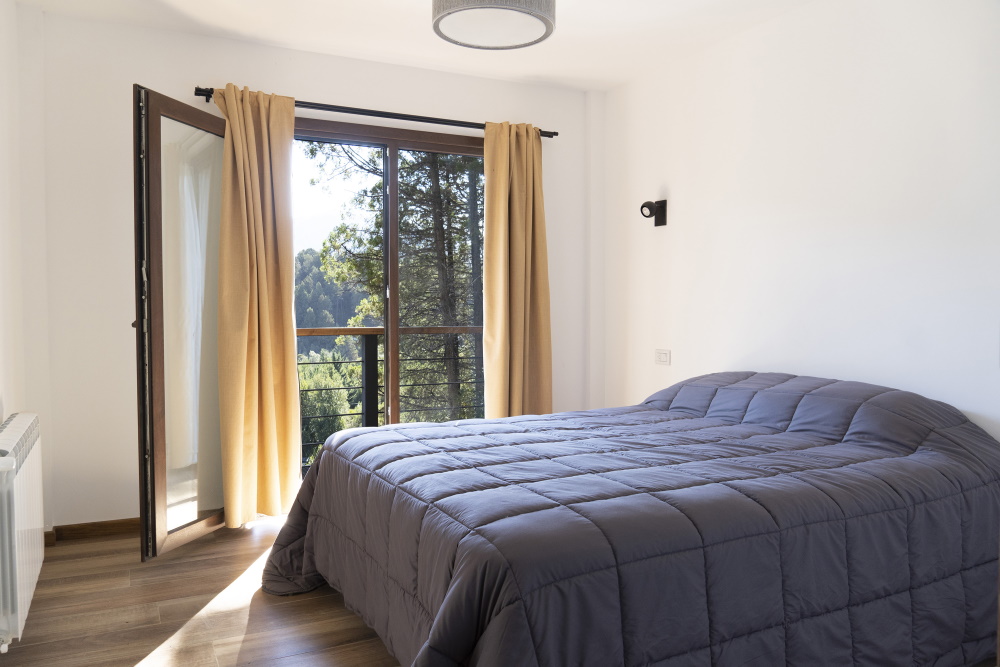 habitacion cama matrimonial